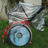 Illustration article Protection pluie pour fauteuil roulant