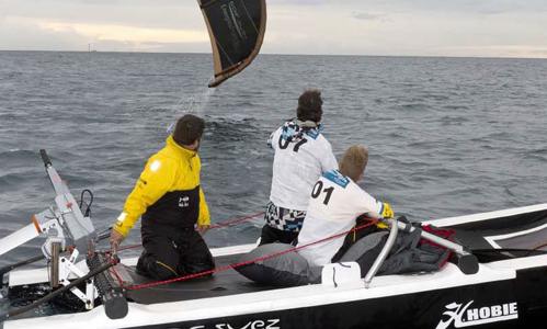 Sensations fortes en catakite, surf adapté sur catamaran