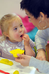 Illustration article Nouveaux rythmes scolaires: élève handicapé, qui s'en occupe