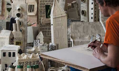 Illustration article La ville maquette d'un artiste trisomique devient BD