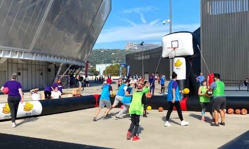 20 avril : le Stade de France s'ouvre à 3000 enfants malades