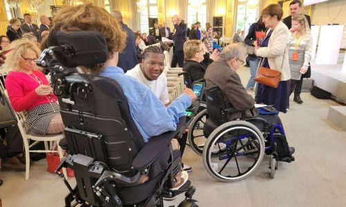 Illustration article  CNH : remboursement intégral de fauteuils roulants annoncé