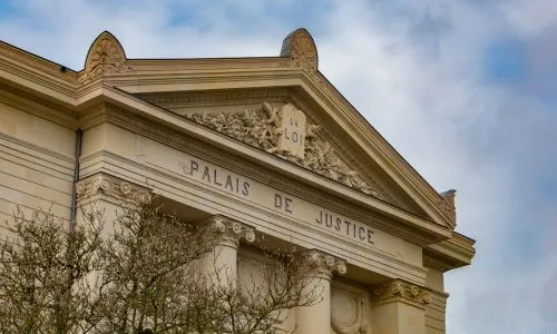 Palais de justice
