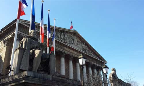 Illustration article Autisme, le texte anti-psychanalyse rejeté par l'Assemblée