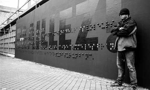 Illustration article Bordeaux dévoile une œuvre de street-art en braille