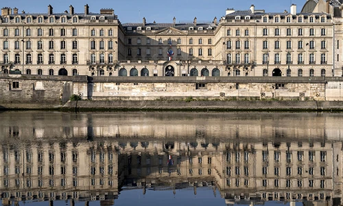 Illustration article Caisse des D&eacute;p&ocirc;ts recrute : rejoignez un employeur engag&eacute;