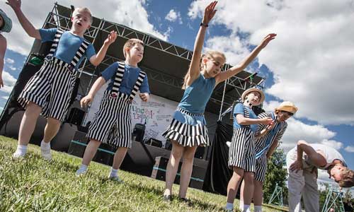 Russie : les enfants voyous et handicapés du cirque Upsala