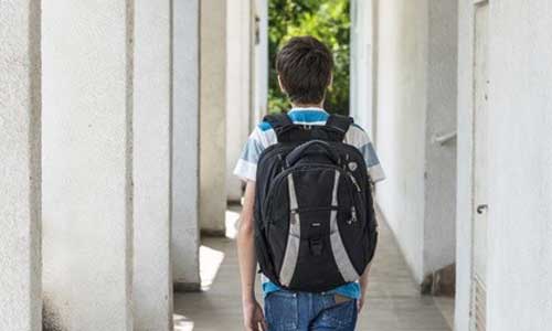 Illustration article Un papa ouvre un collège pour sa fille handicapée mentale