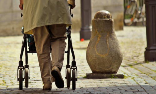 Déambulateurs et cadres de marche