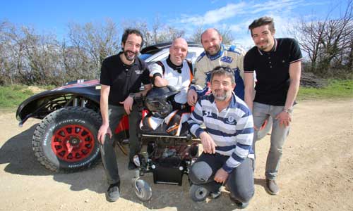 Illustration article A dix mois du Dakar, Philippe Croizon teste son buggy