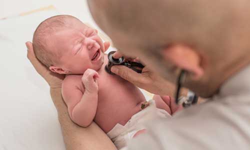 Illustration article  Les députés contre le DPI-A mais pour le bébé médicament