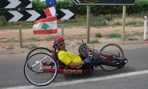 Illustration article Antoine Aoun va rallier Caen depuis Pékin en handbike