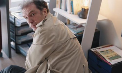 "Le rouge n'attend pas": un huis-clos familial sur l'autisme