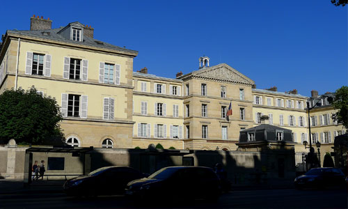 Paris : manif des instituts des jeunes sourds et aveugles 