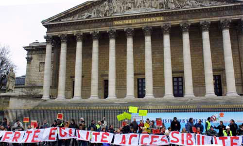Illustration article Accessibilité : marre d'attendre, la France manifeste