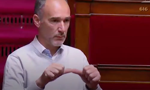 Illustration article Le message percutant d'un député en langue des signes