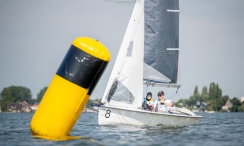 Illustration article Mondiaux voile : skippers handi et valides dans le même bain