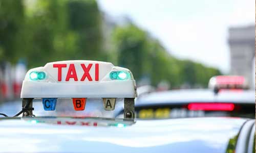 Illustration article Paris 2024 promet 1 000 taxis accessibles aux PMR