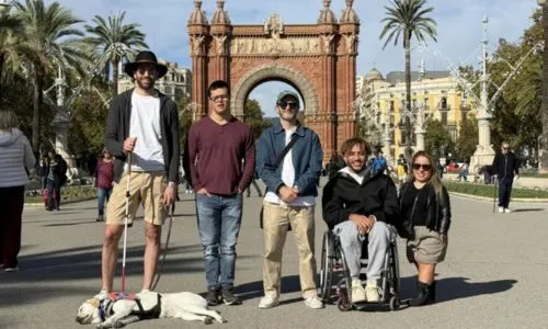 les 4 participants autour de J&eacute;r&eacute;my Michalak &agrave; Barcelone