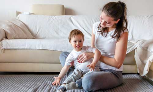 Illustration article  Enfant handicapé à domicile : la fin du chômage partiel 