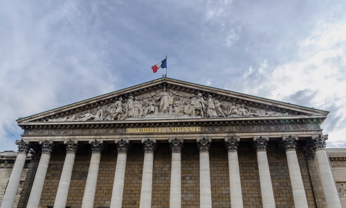 devanture de l'Assembl&eacute;e nationale