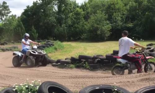 Quad et accrobranche pour non-voyants: adrénaline de l'été !