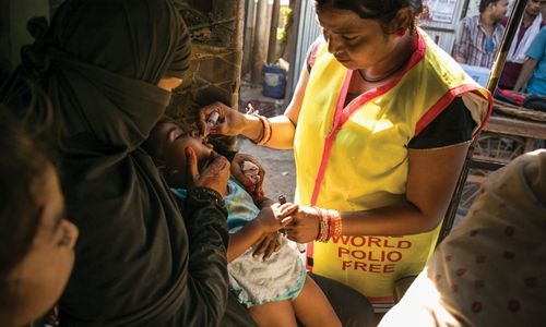 Résurgence polio: seul traitement, la vaccination préventive