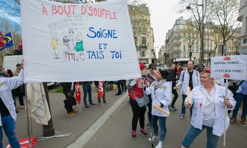 manifestation de médecins en grève