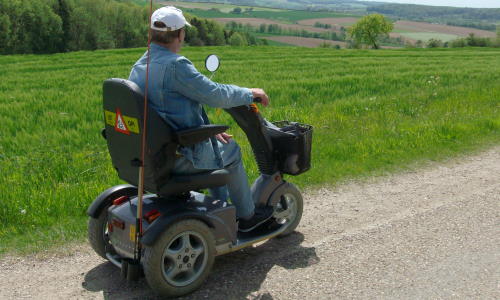 Illustration article Scooters, accessoires de mobilité