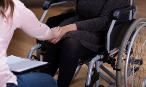 Illustration article Soins gynéco: seule 1 femme handicapée sur 2 en bénéficie
