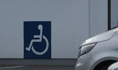 Place de parking PMR