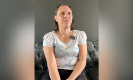 Mère aveugle : voir la parentalité sans le regard des autres