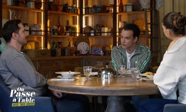 "On passe à table": Théo Curin cuisine le handicap autrement