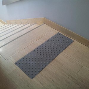 Image Dalle podotactile Watelin