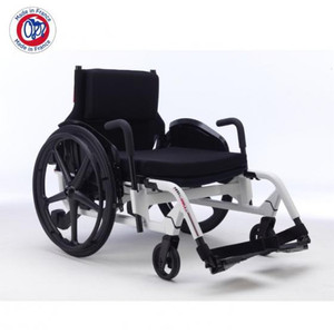 Fauteuil roulant manuel Action® Ampla™ (image 1)