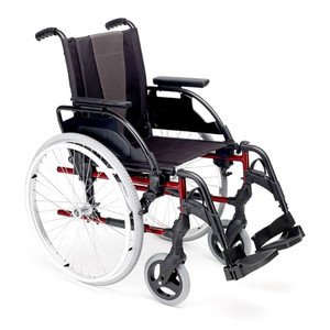 Fauteuil roulant pliant Breezy Style (image 1)