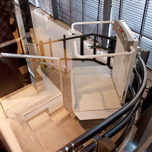 Monte-escalier à plateforme Slim (image 1) 
